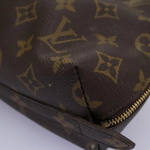 LOUIS VUITTON Monogram Trousse Demi Ronde Cosmetic Pouch M47520 LV Auth 112798 - Picture 6 of 16